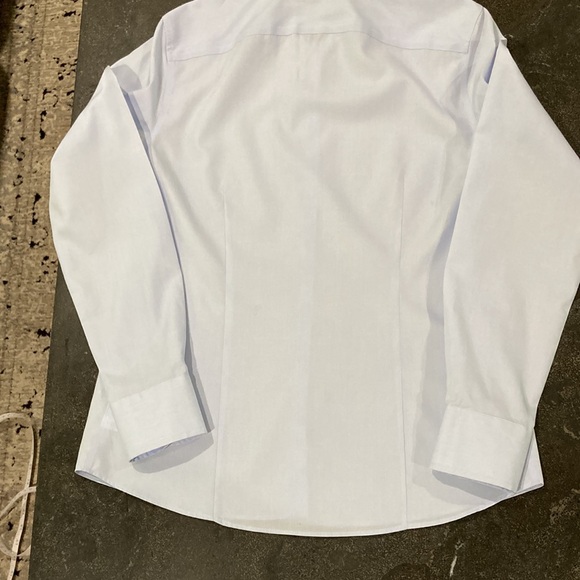 Lands’ End No Iron Supima Cotton Long Sleeve Light Blue Professional Shirt - Picture 12 of 13